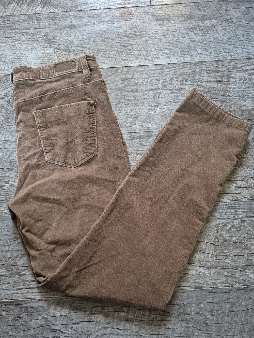 Buffalo David Britton Mid-Rise Slim Fit Stretch Brown Corduroy Pants